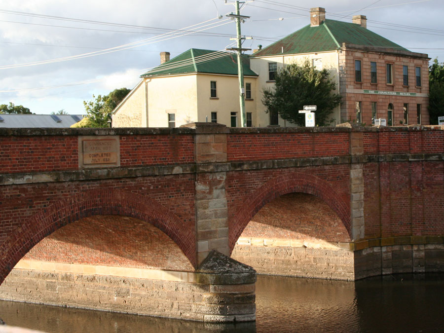 One of the 5 Red Brick Arches at The Book Cellar